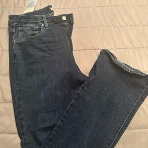 Levi bootcut jeans
